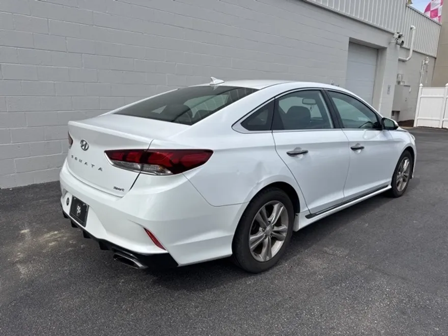 2018 Hyundai Sonata Sport photo 1