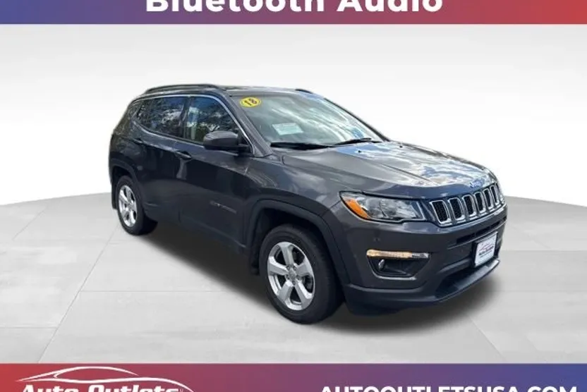 2018 Jeep Compass Latitude photo 1