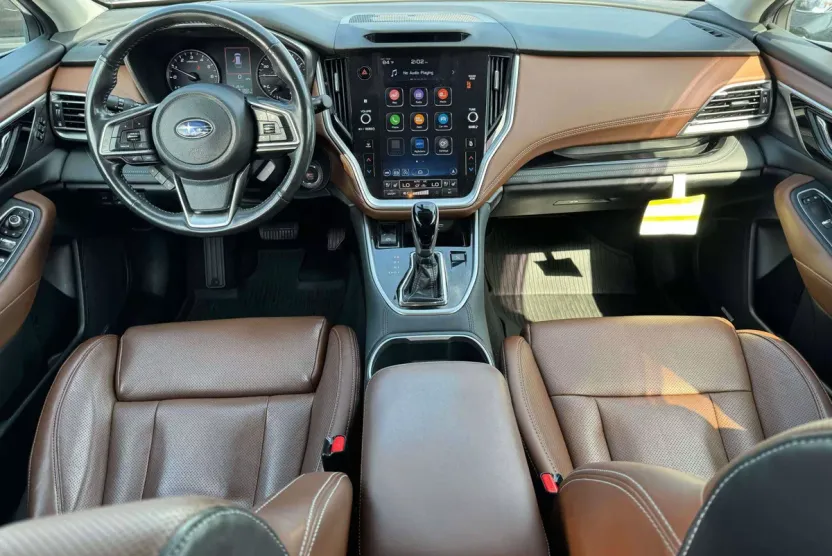 2021 Subaru Outback Touring photo 1