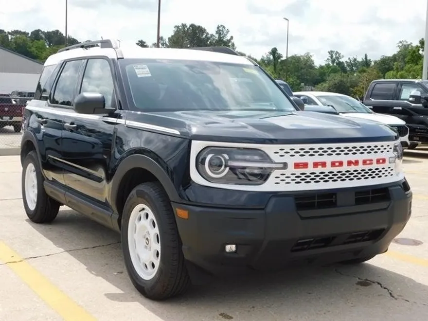 2025 Ford Bronco Sport Heritage photo 1