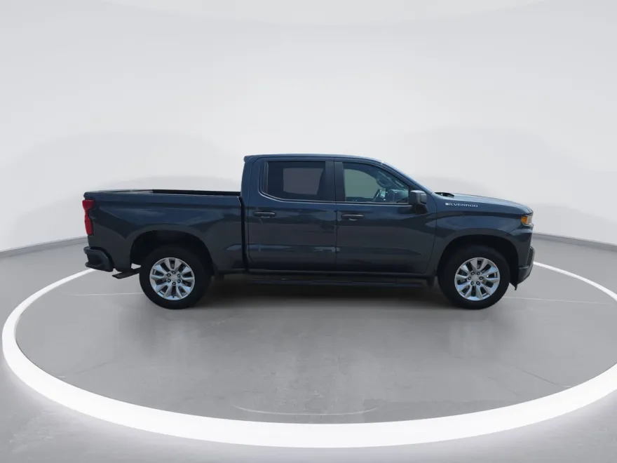 2021 Chevrolet Silverado 1500 Custom photo 1