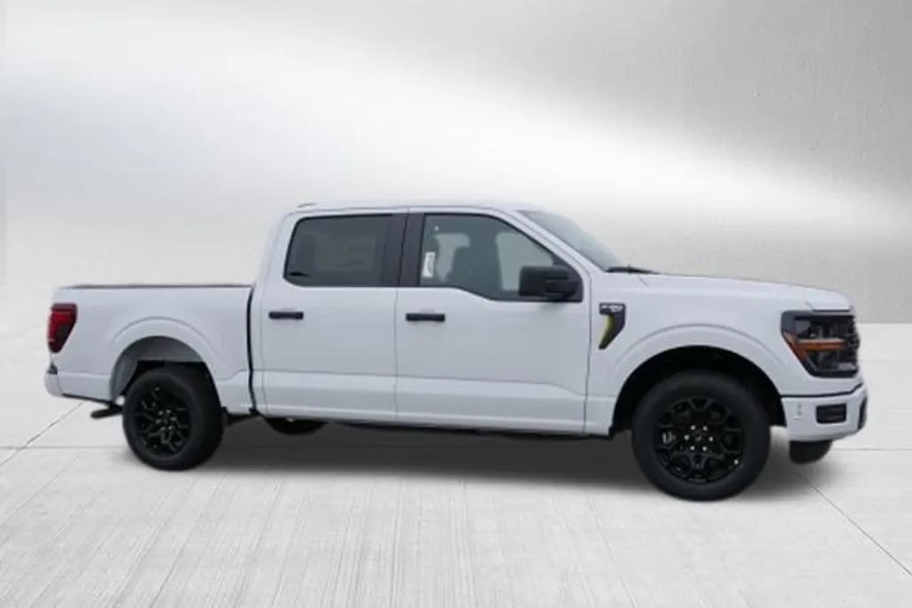 2025 Ford F-150 STX photo 1