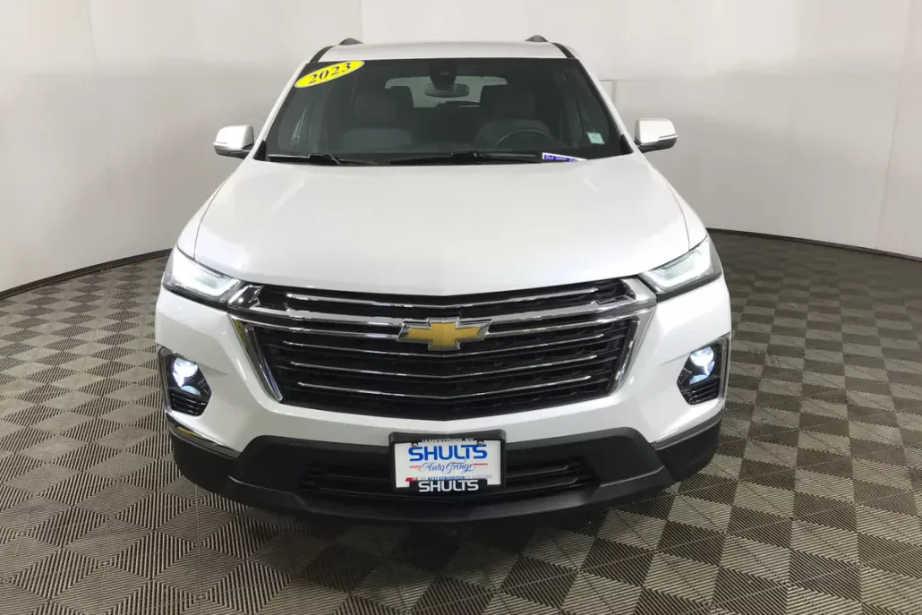 2023 Chevrolet Traverse Cloth photo 1