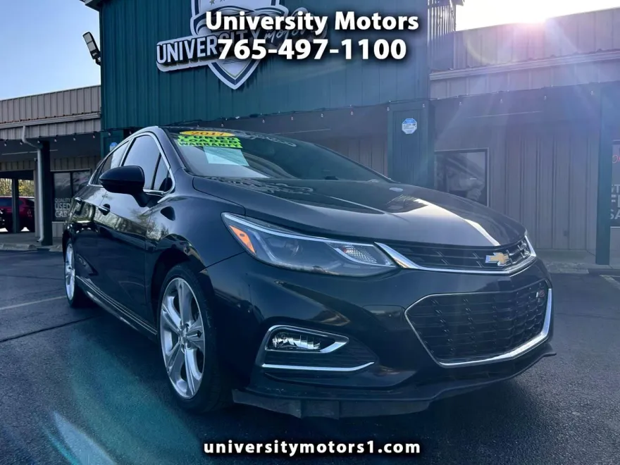 2017 Chevrolet Cruze Premier photo 1