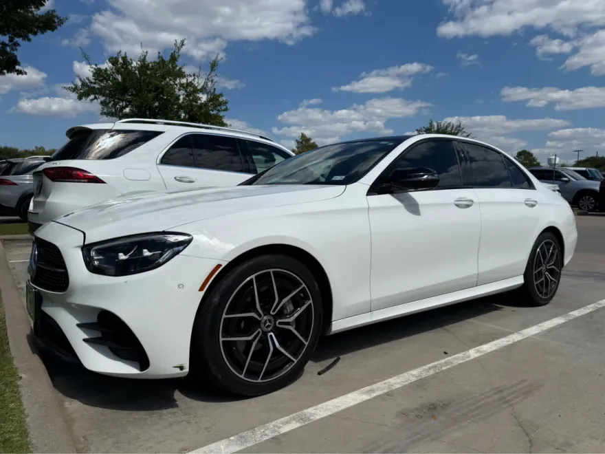 2022 Mercedes Benz E 350 photo 1
