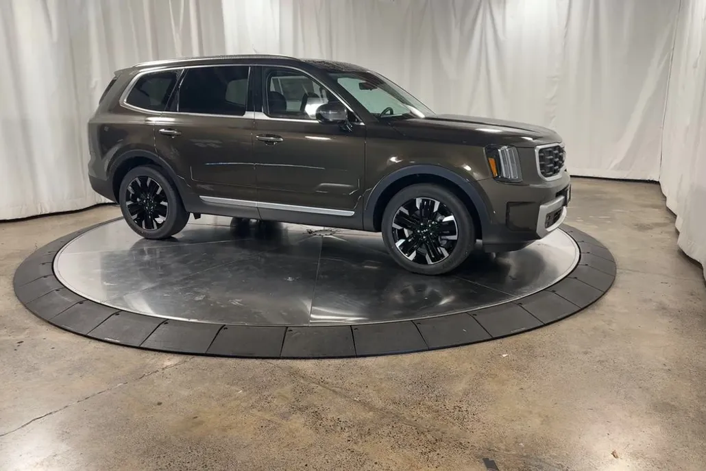 2025 Kia Telluride SX Prestige photo 1