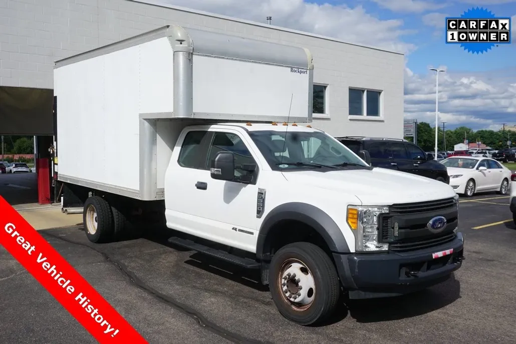 2017 Ford F-550 photo 1