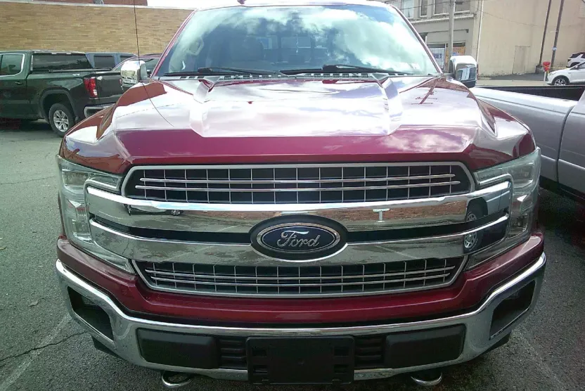 2018 Ford F-150 Lariat photo 1