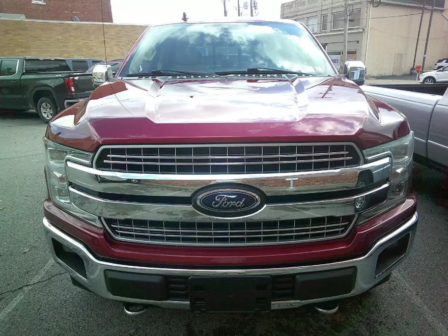 2018 Ford F-150 Lariat photo 1