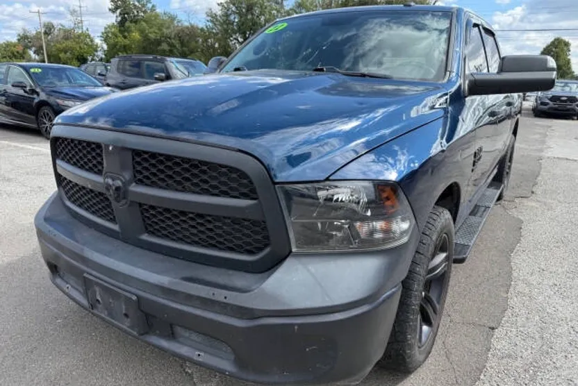 2022 Ram 1500 Tradesman photo 1