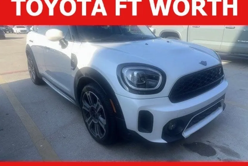 2024 Mini Countryman Classic photo 1