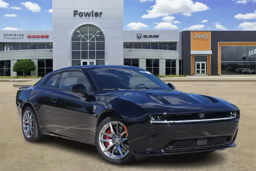 2025 Dodge Charger R/T Scat Pack photo 1
