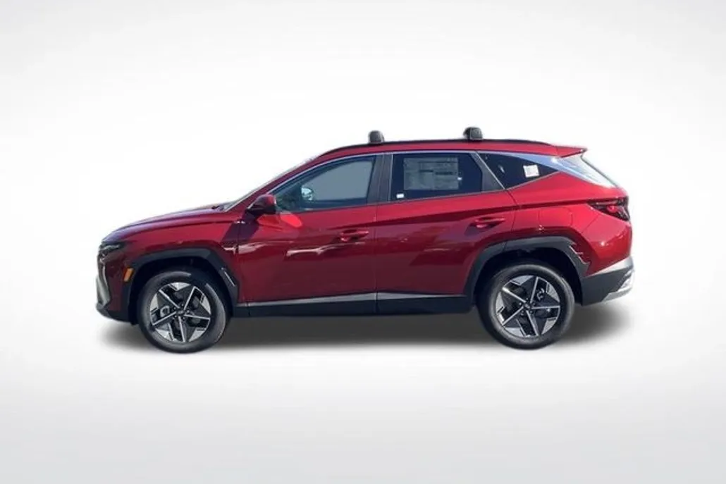 2025 Hyundai Tucson SEL photo 1