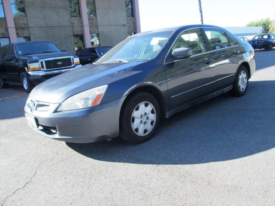 2004 Honda Accord LX photo 1
