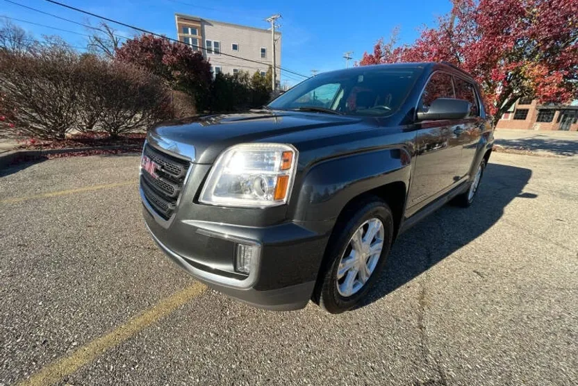 2017 Gmc Terrain SLE photo 1