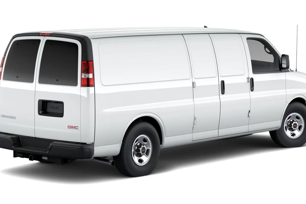 2025 Gmc Savana Cargo 2500 photo 1