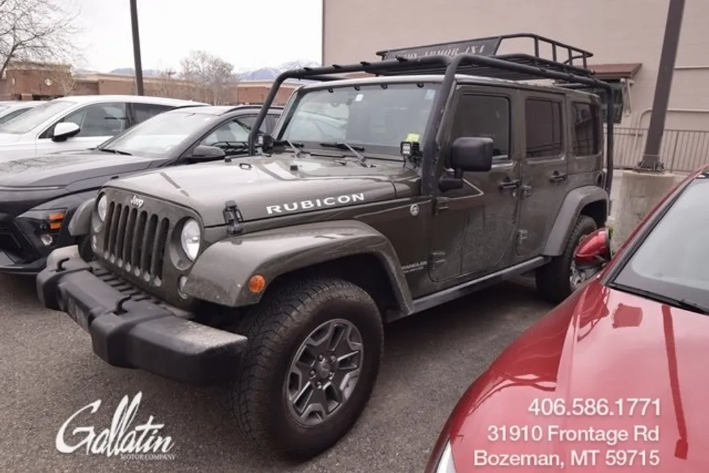 2015 Jeep Wrangler Unlimited Rubicon photo 1