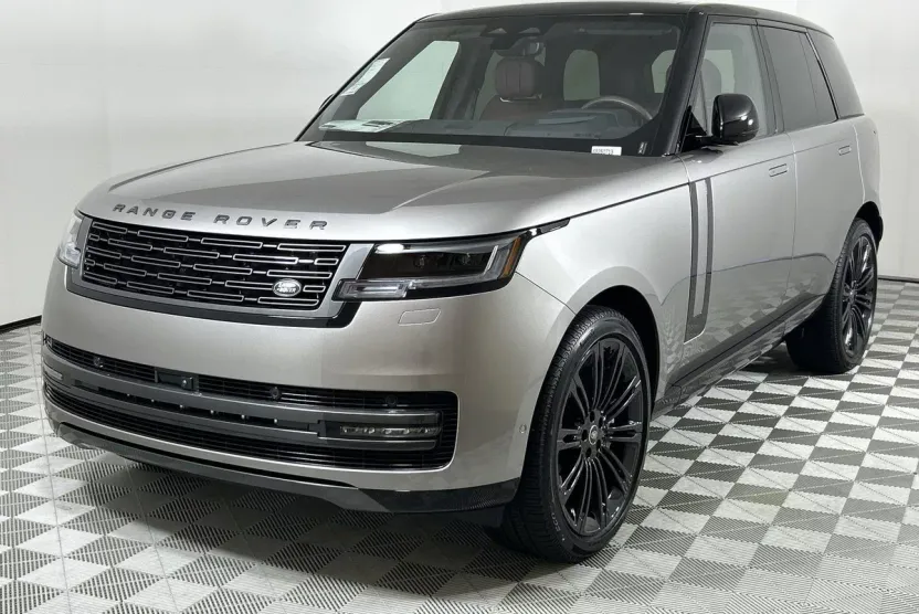 2025 Land Rover Range Rover SE photo 1