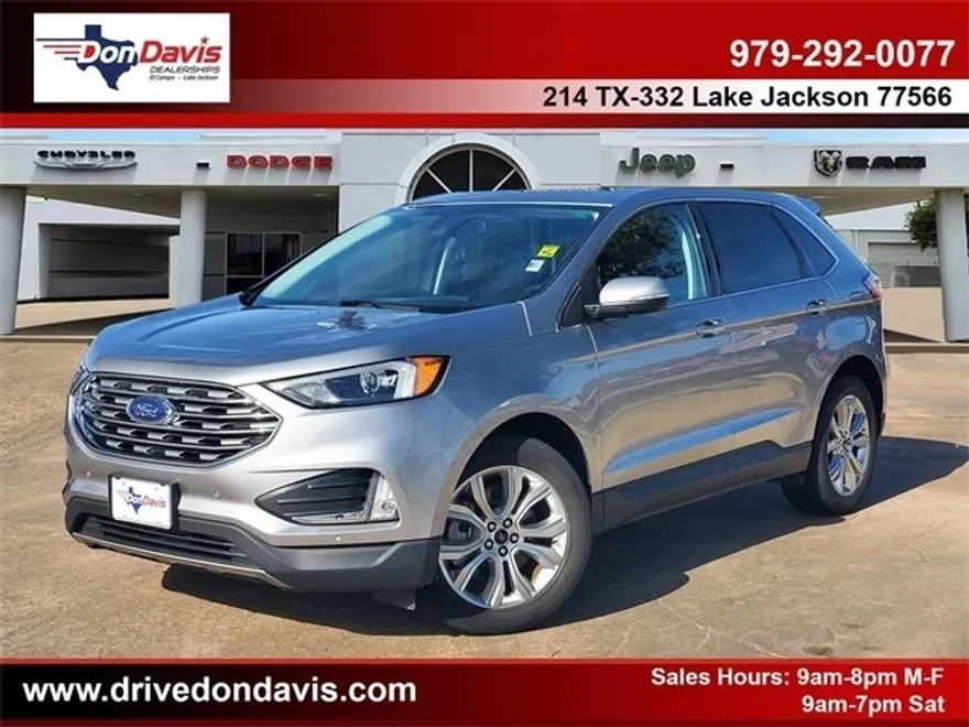 2024 Ford Edge Titanium photo 1