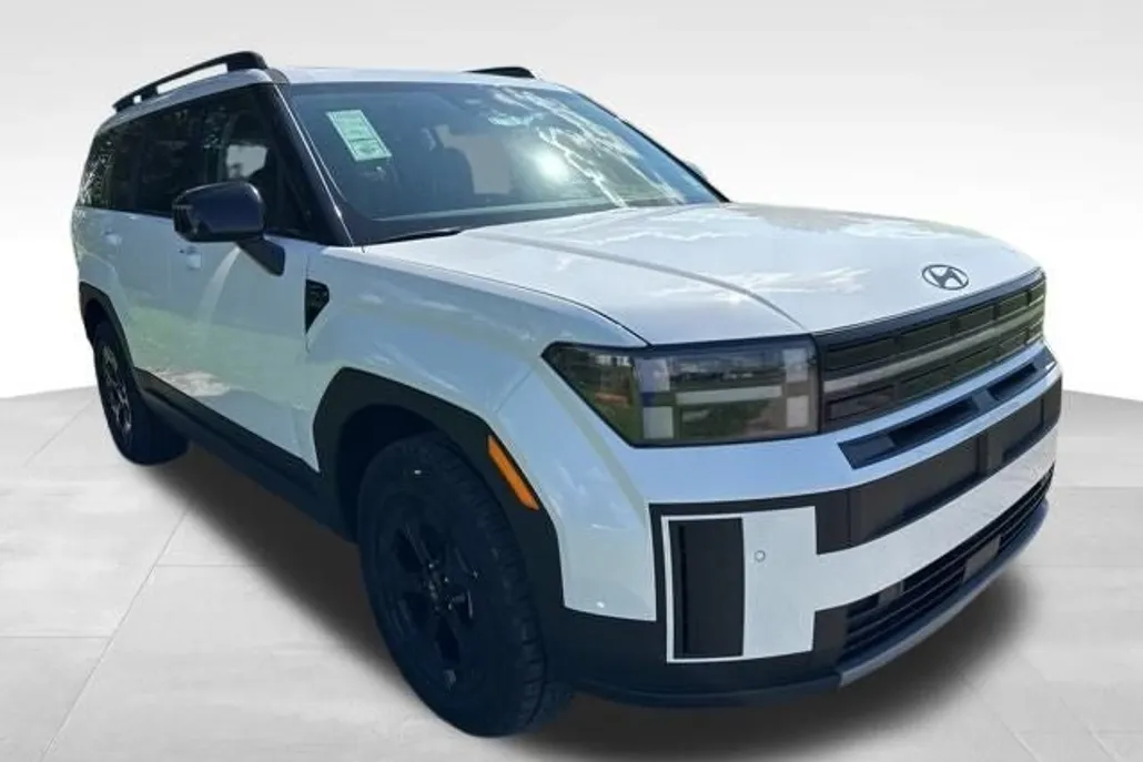 2026 Hyundai Santa Fe XRT photo 1
