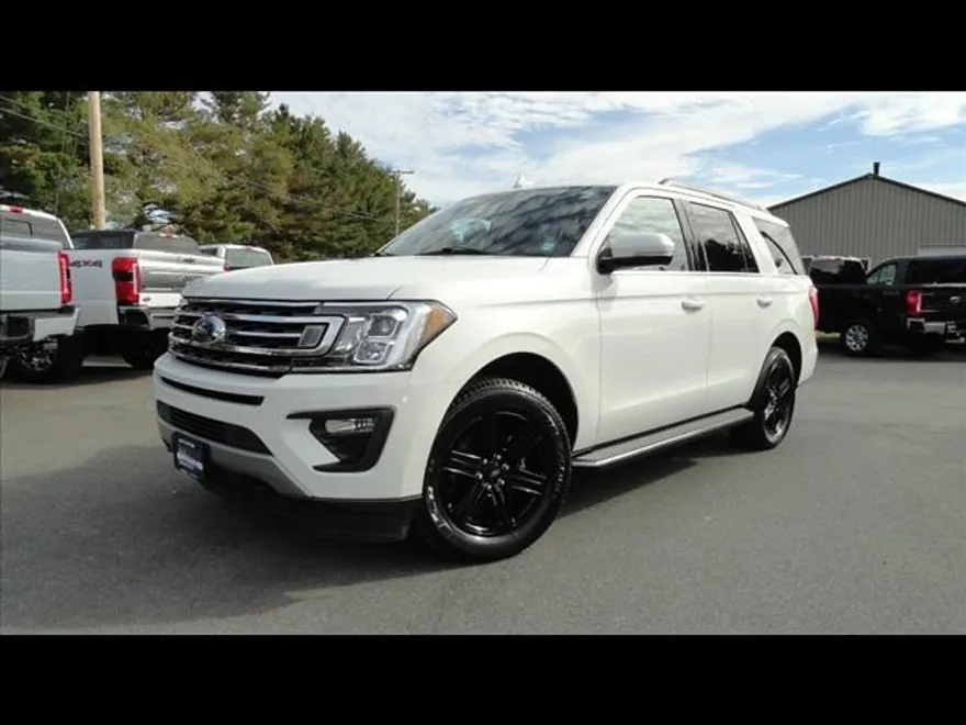2021 Ford Expedition XLT photo 1