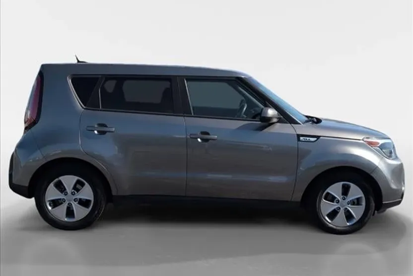 2016 Kia Soul Base photo 1