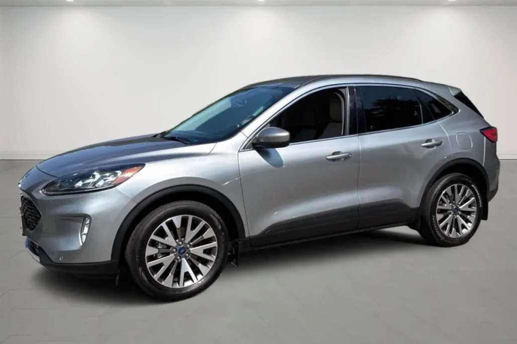2022 Ford Escape Titanium photo 1