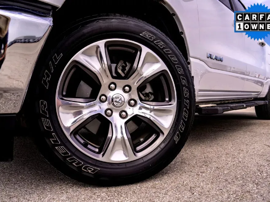 2024 Ram 1500 Laramie photo 1