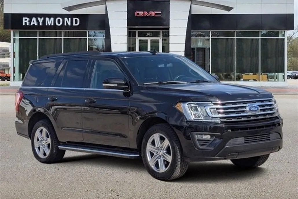 2019 Ford Expedition XLT photo 1