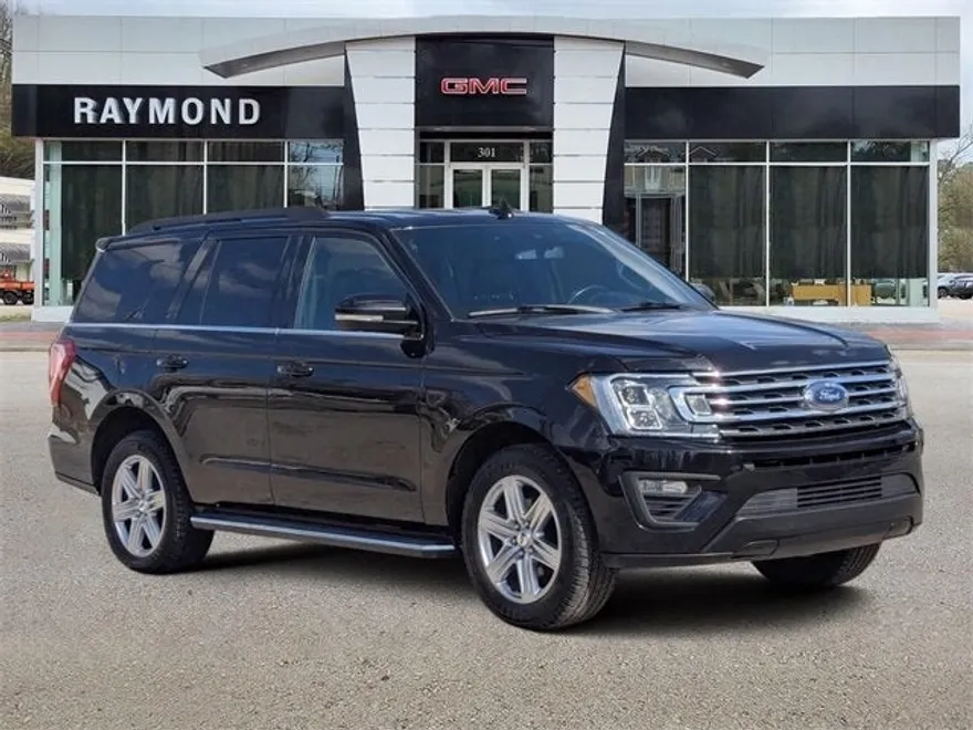 2019 Ford Expedition XLT photo 1