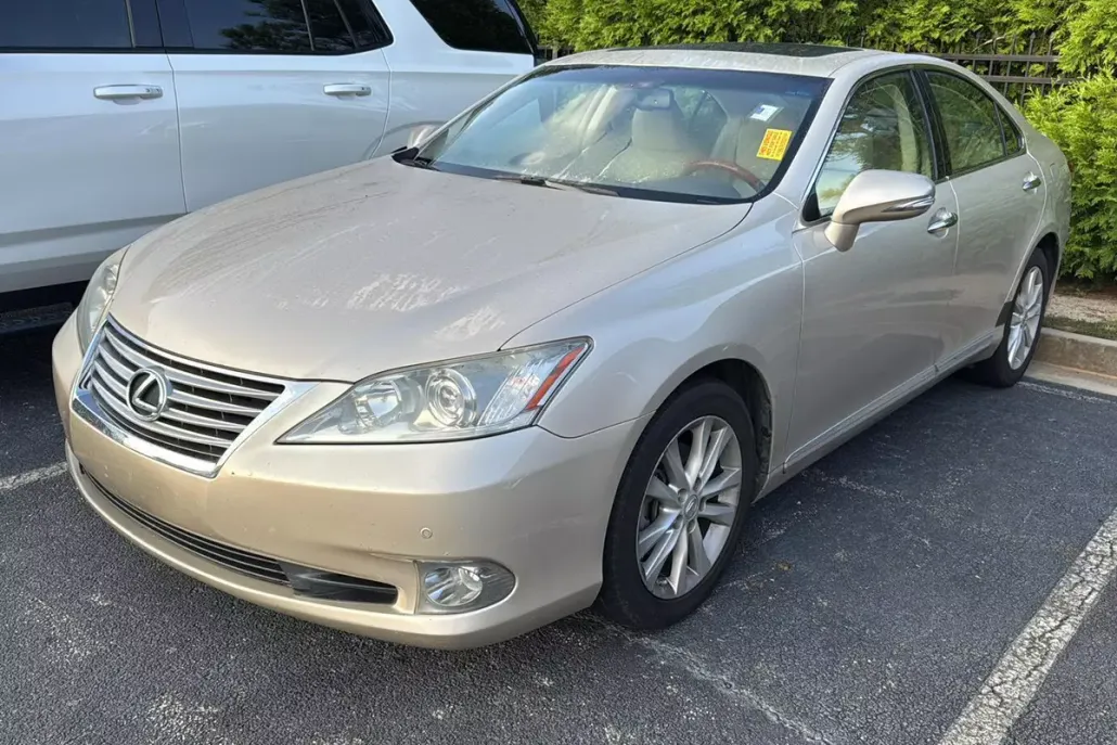 2010 Lexus ES 350 photo 1