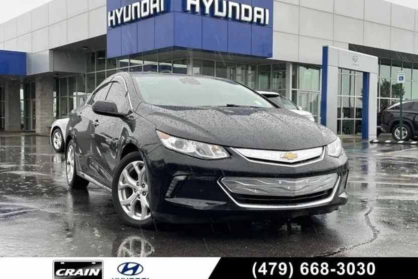 2017 Chevrolet Volt Premier photo 1