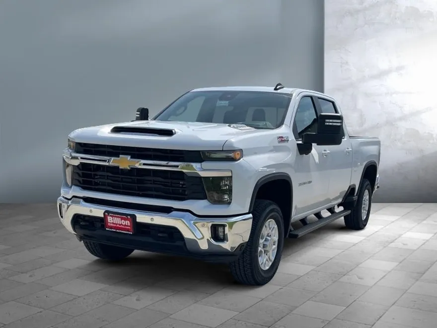 2025 Chevrolet Silverado 3500HD LT photo 1