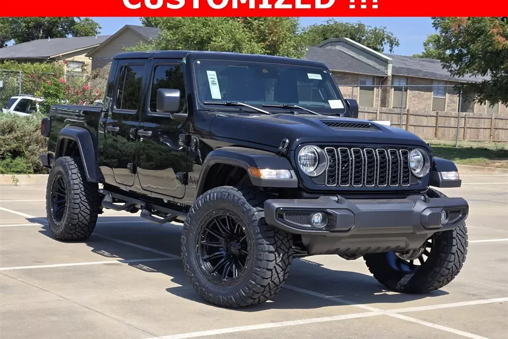 2025 Jeep Gladiator Sport S photo 1