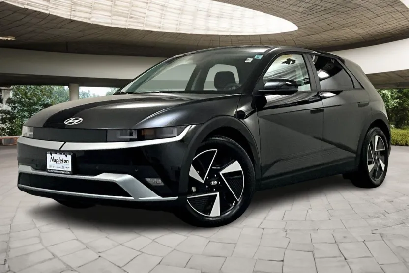 2025 Hyundai Ioniq 5 SE photo 1
