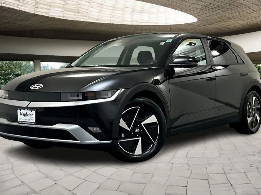 2025 Hyundai Ioniq 5 SE photo 1