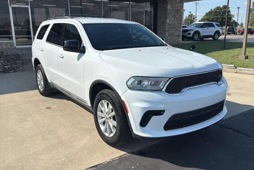 2023 Dodge Durango SXT photo 1