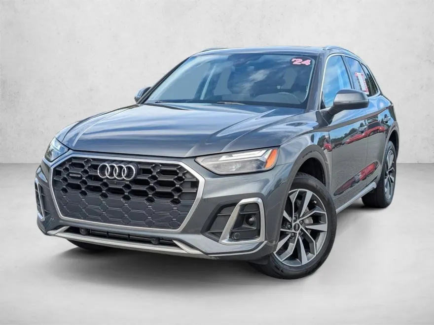2024 Audi Q5 45 S line Premium photo 1