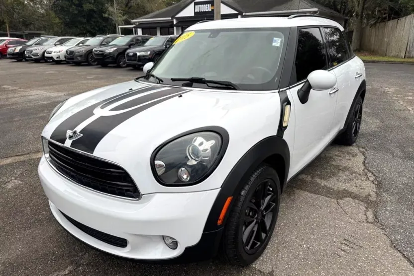 2015 Mini Countryman photo 1
