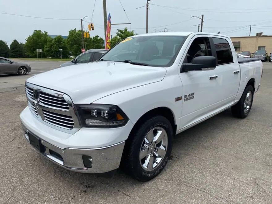 2018 Ram 1500 SLT photo 1
