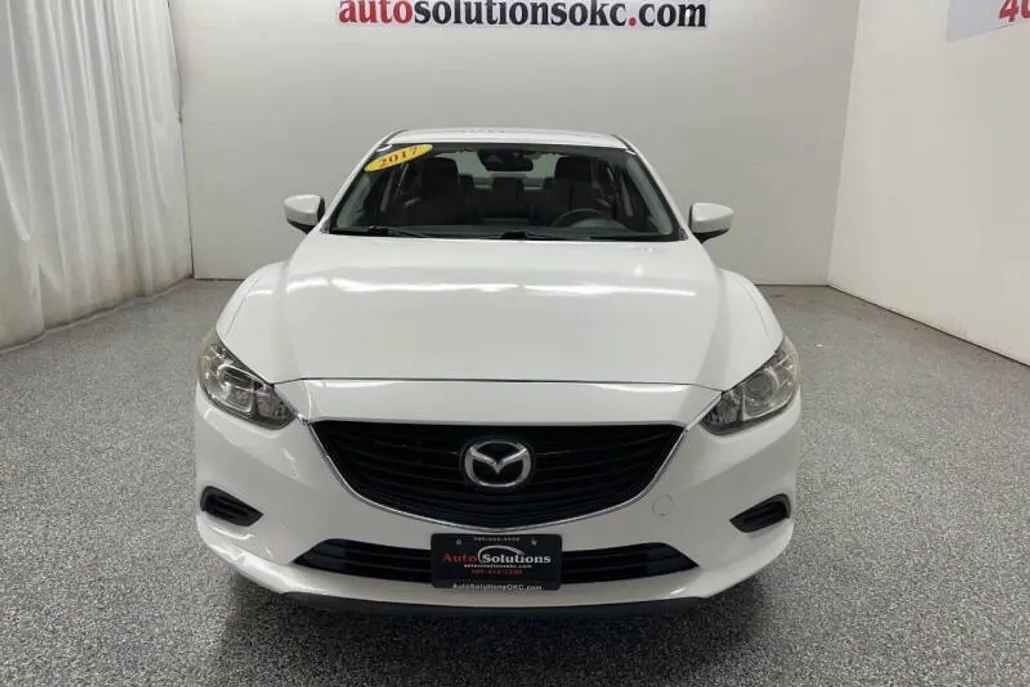2017 Mazda Mazda6 Touring photo 1