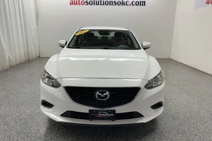 2017 Mazda Mazda6 Touring photo 1