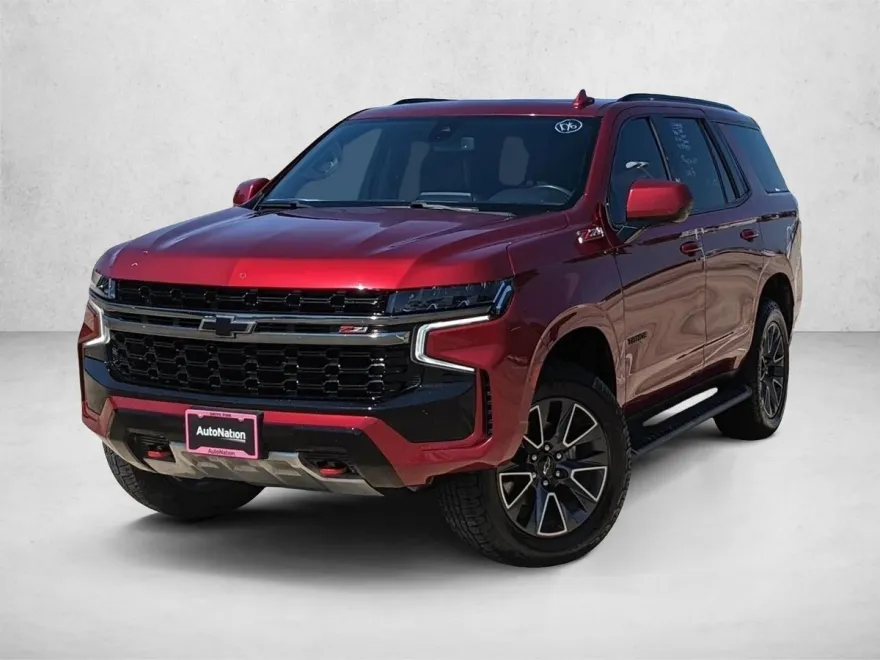 2021 Chevrolet Tahoe Z71 photo 1