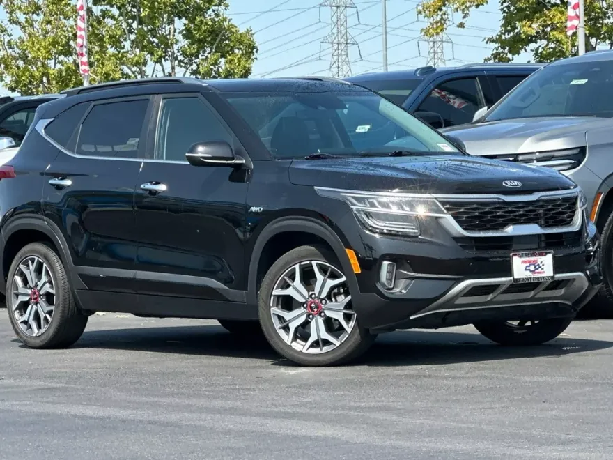 2021 Kia Seltos SX photo 1