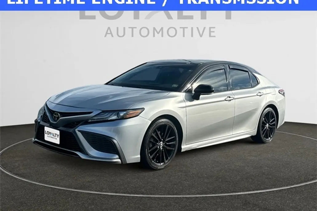 2022 Toyota Camry XSE photo 1