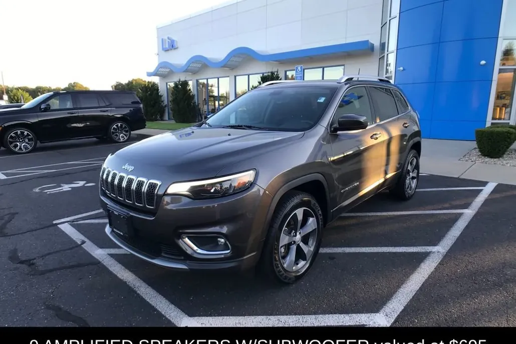 2019 Jeep Cherokee Limited photo 1