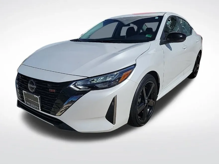 2024 Nissan Sentra SR photo 1