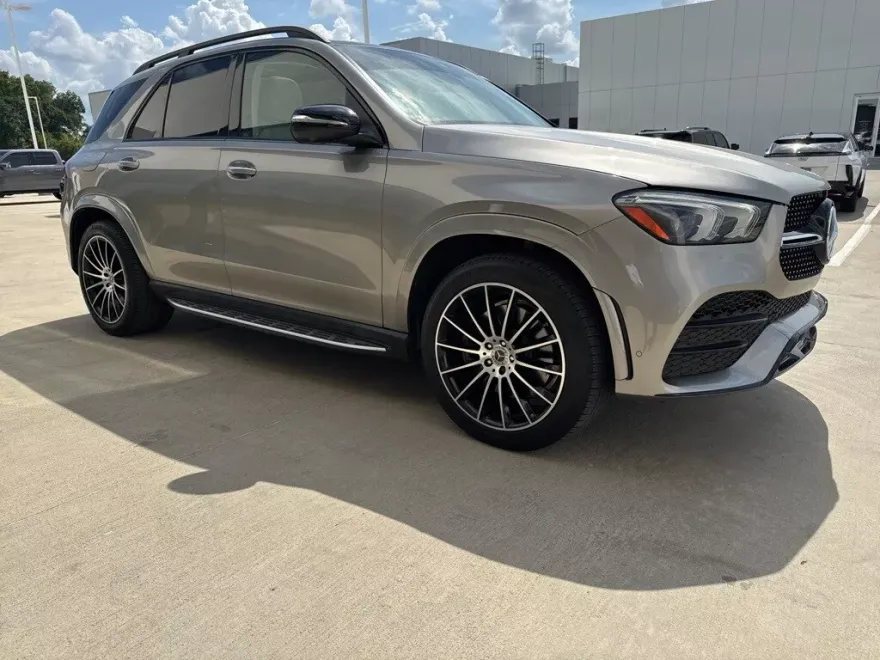 2023 Mercedes Benz GLE 450 4MATIC photo 1
