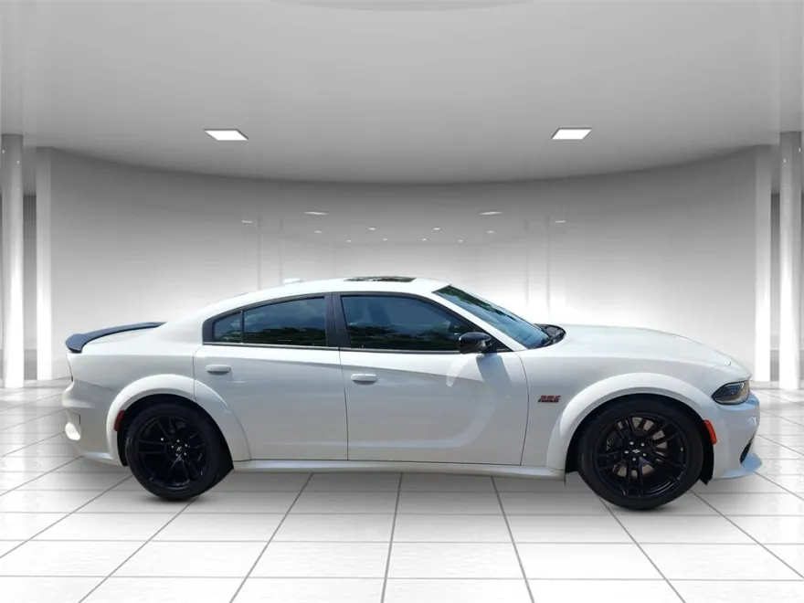 2023 Dodge Charger R/T Scat Pack Widebody photo 1