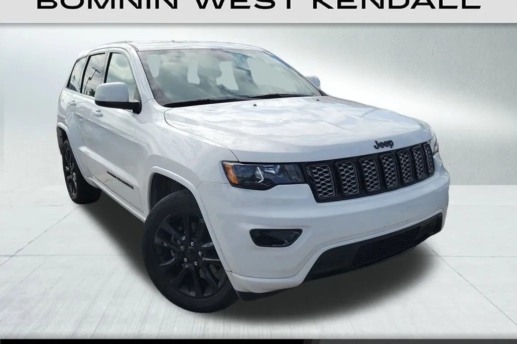 2021 Jeep Grand Cherokee Laredo X photo 1